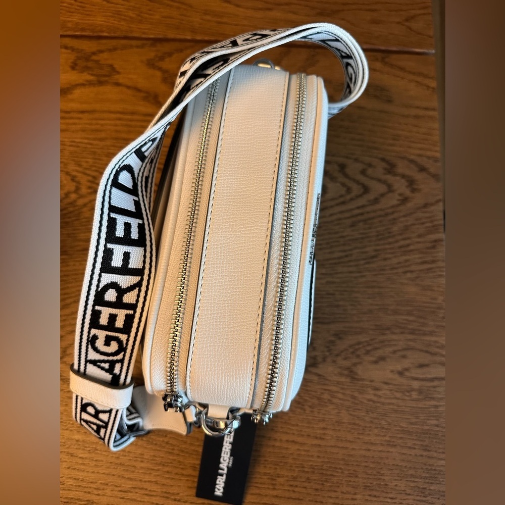 NWT！NEW! Karl Lagerfeld Maybelle Camera Double zip Crossbody Women Bag -White - Picture 4 of 8